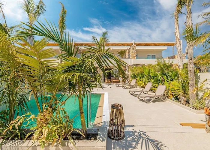 Venezia Luxury Living Villas, 빌라 팔리라키