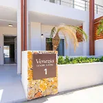 别墅 Venezia Luxury Living Villas,