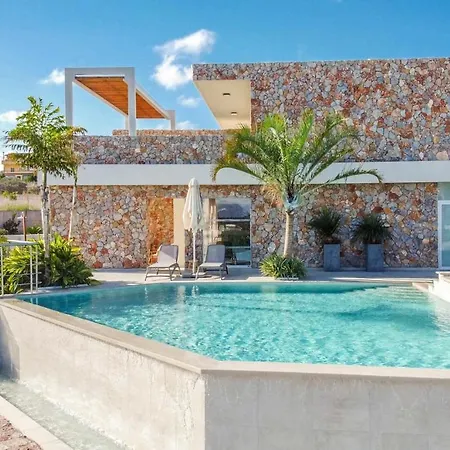 Venezia Luxury Living Villas, Вилла