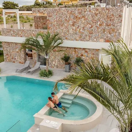 ヴィラ Venezia Luxury Living Villas, *