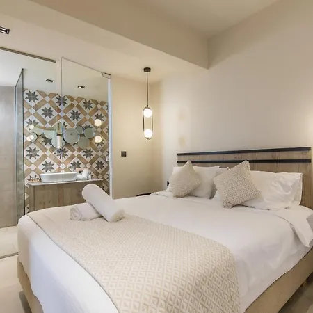 Venezia Luxury Living Villas, וילה *