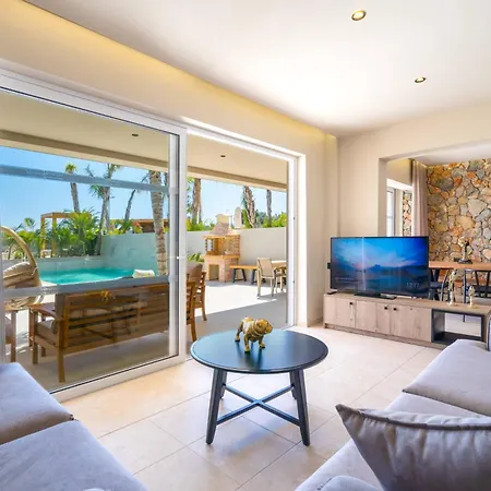 Venezia Luxury Living Villas, Вилла Фалираки