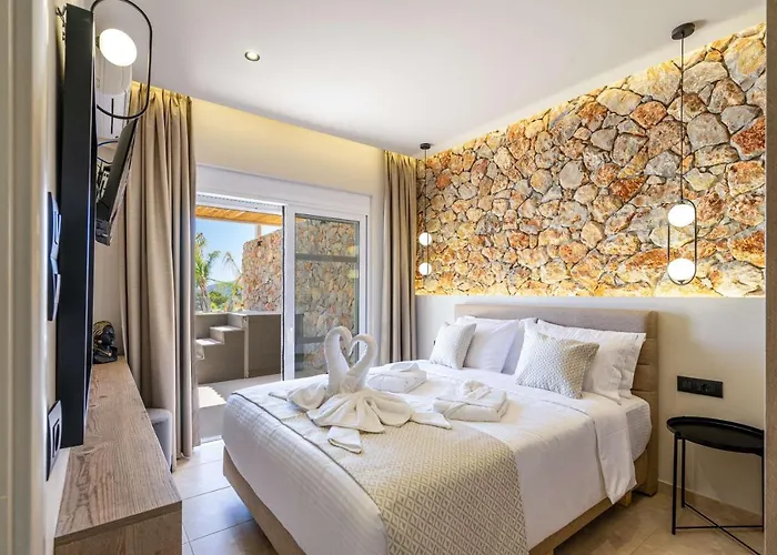 Villa Venezia Luxury Living Villas, *