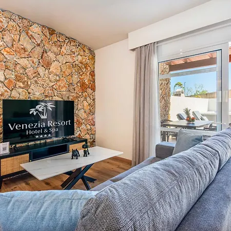 Venezia Luxury Living Villas, * Faliraki